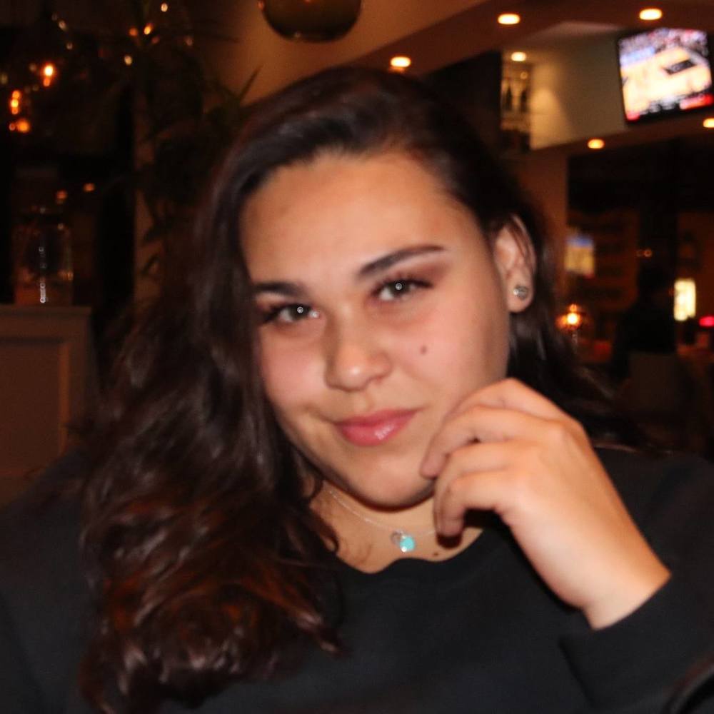 Meet your Posher, Kayla